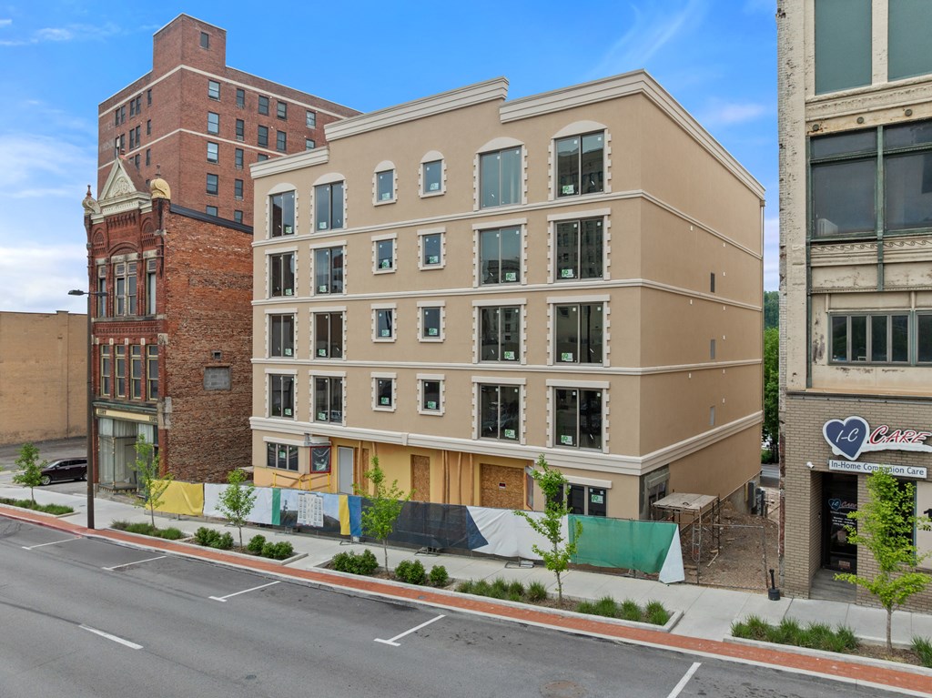 1115 Main Street, Suite 4B