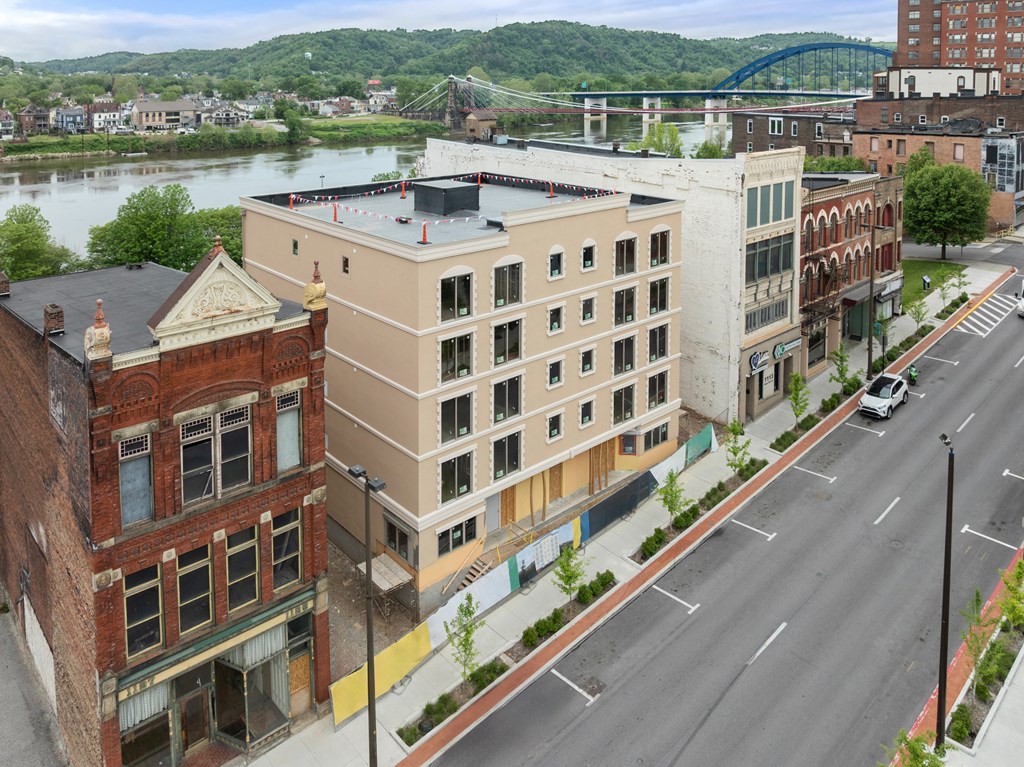 1115 Main Street, Suite 4B