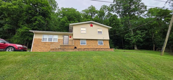 24 HELWIG AVE, TRIADELPHIA, WV 26059 - Image 54582b4d2d8320f9ced93f59375f455f/230225625