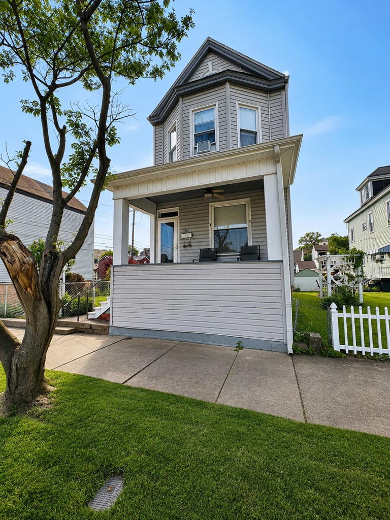 111 North Broadway Street