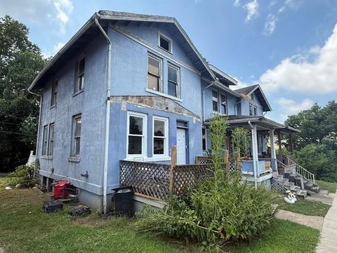 9 4th Street Beech Bottom WV 26030