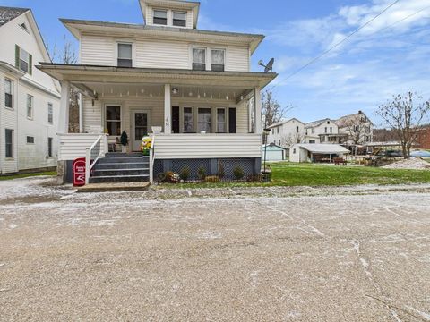 54 Carroll Street Cairo WV 26337