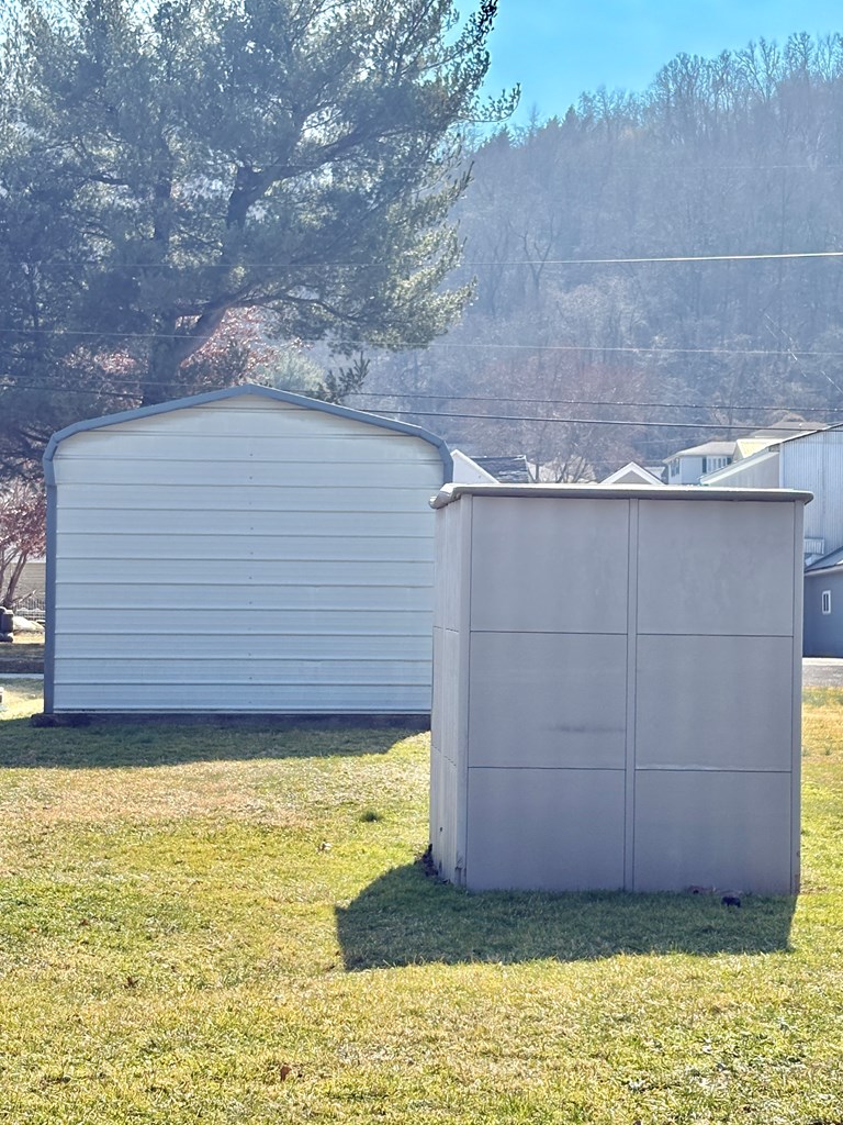 617 North 6th . Avenue