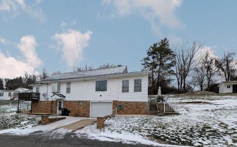 957 Betty Zane Road Wheeling WV 26003