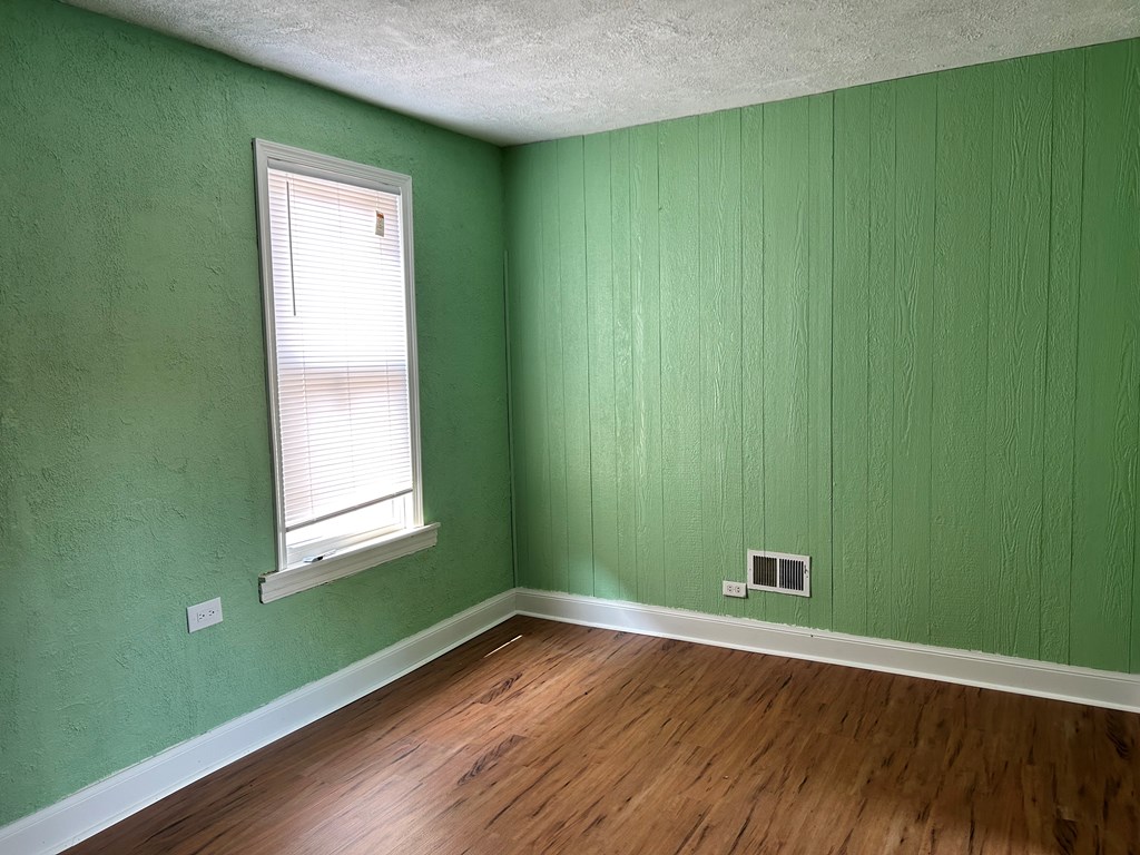 1104 Marshall Street