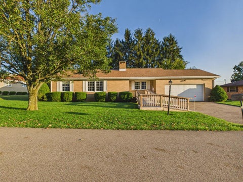 Photo for 40 Briarwood Dr