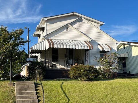 1502 8th Street Moundsville WV 26041