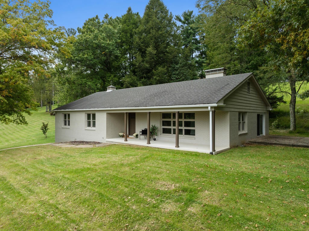 113 Conifer Circle