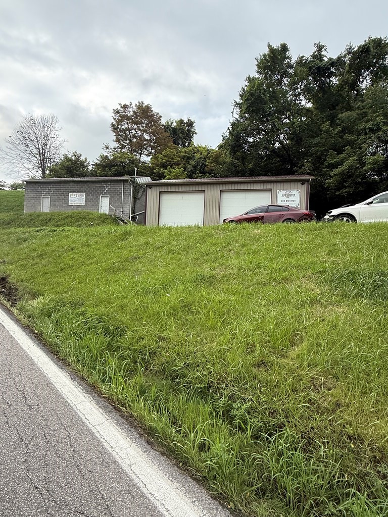 675 Waynesburg Pike Rd