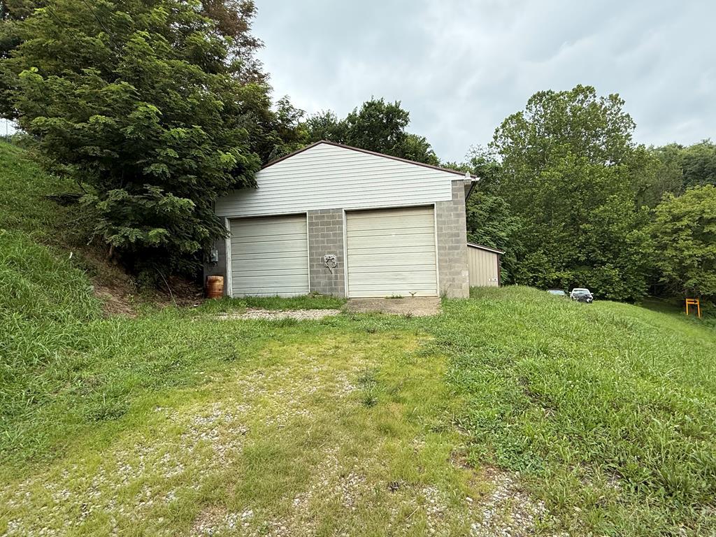 675 Waynesburg Pike Rd