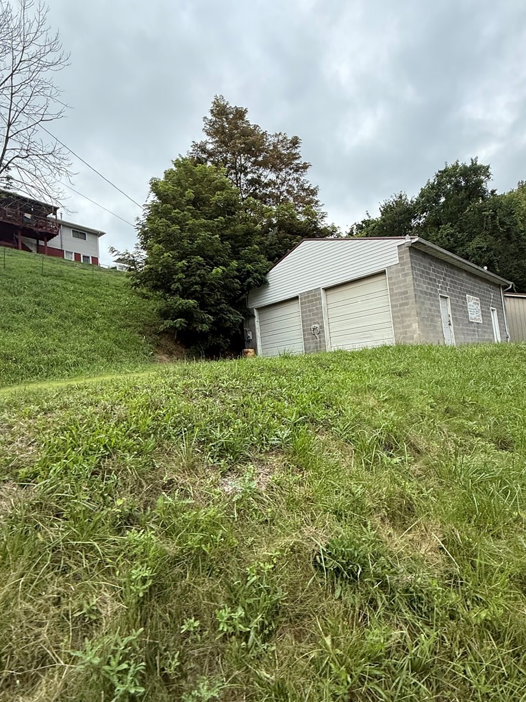 675 Waynesburg Pike Rd