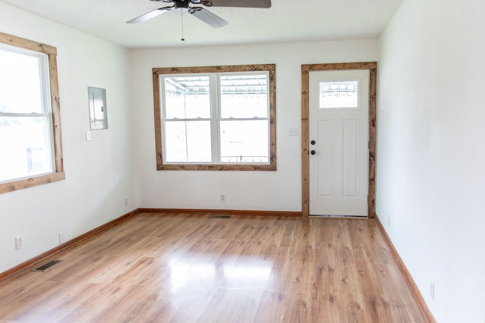 ***320R Thorn Avenue