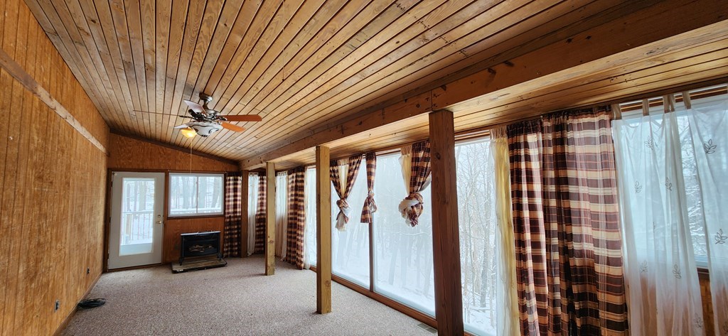 183 Split Rail Estates