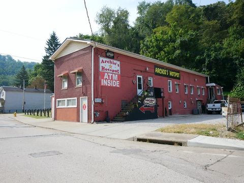 19 Roosevelt Avenue Benwood WV 26031