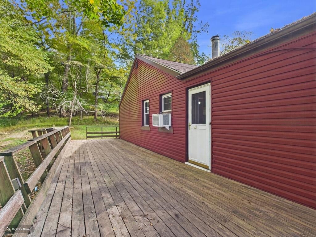 109 Thompson Road