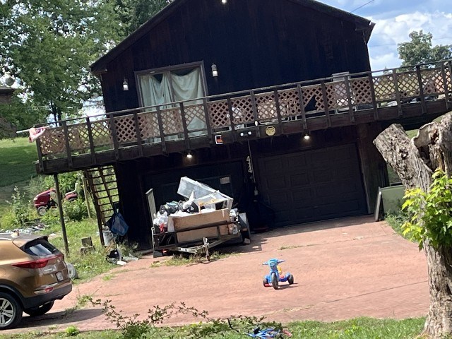 414 Whiteman Hill Rd