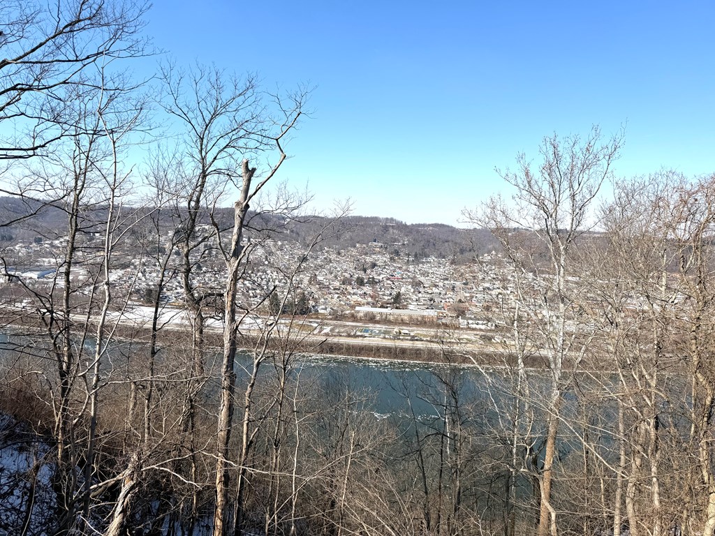 639 Glen Dale Heights Rd