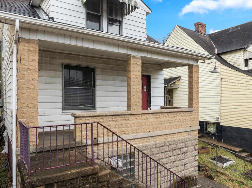 **1108 Marshall Street