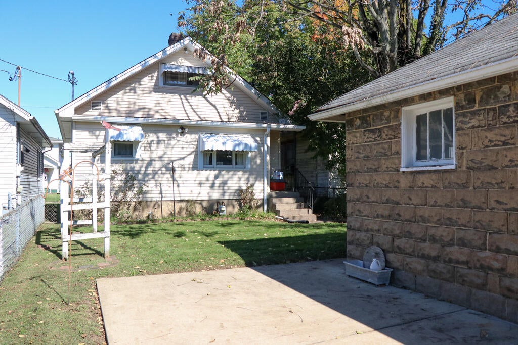 136 N 11th Street