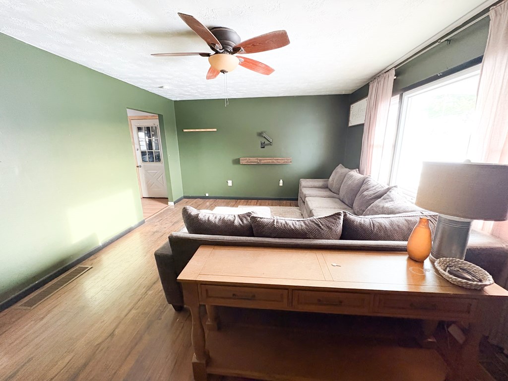 4390 Taylors Ridge Road