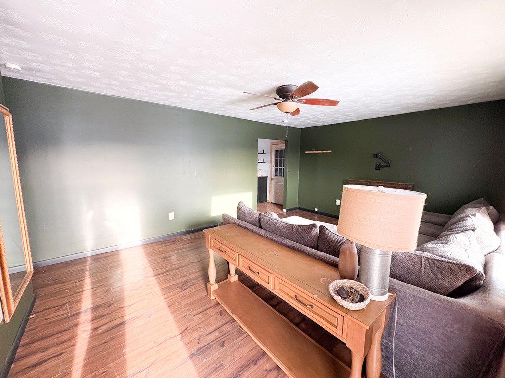 4390 Taylors Ridge Road