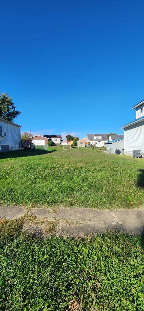 425 Annadale Avenue Moundsville WV 26041