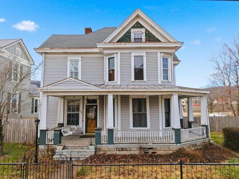 246 Maple Avenue New Martinsville WV 26155