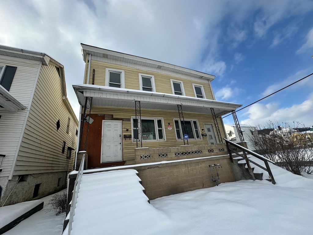 301 & 303 South York Street