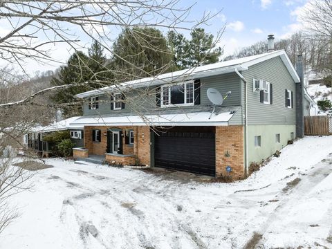 12 Tiffany Lane Moundsville WV 26041