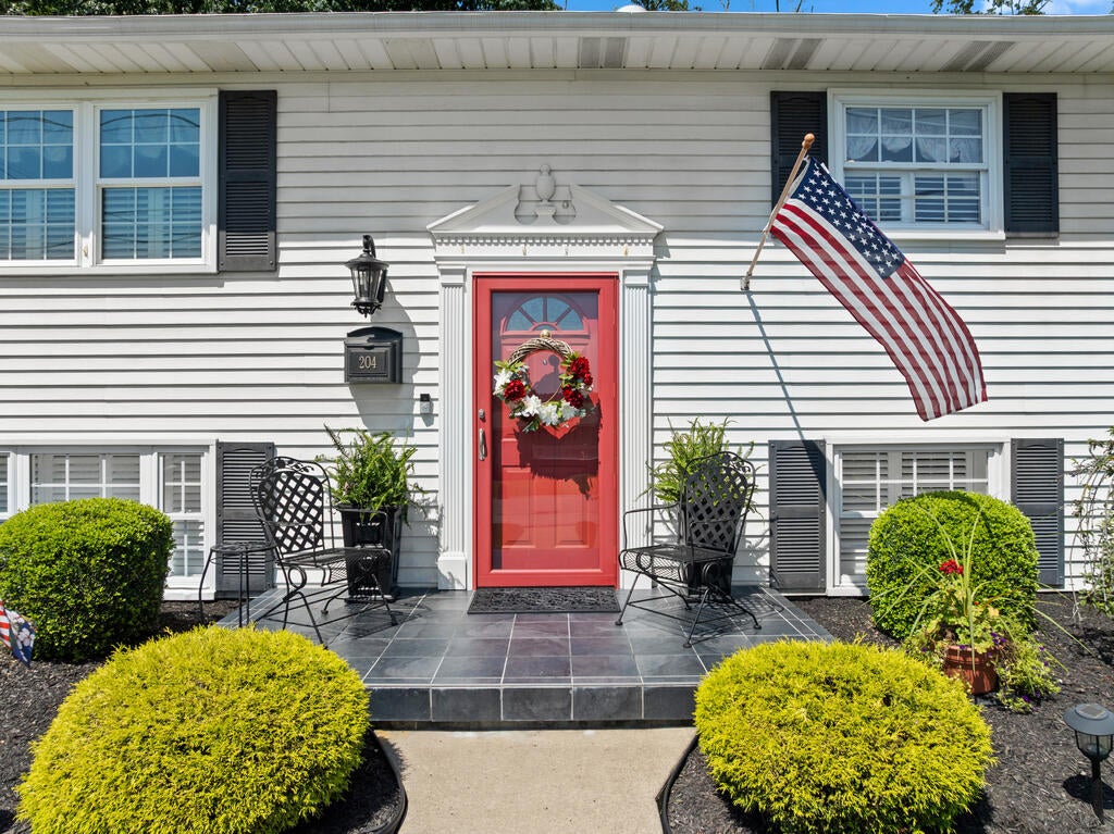 204 BLANEY AVENUE