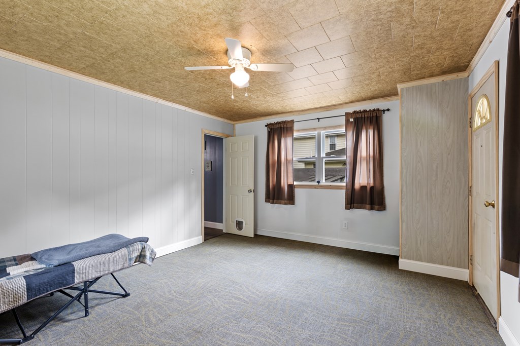 75 Roosevelt Avenue