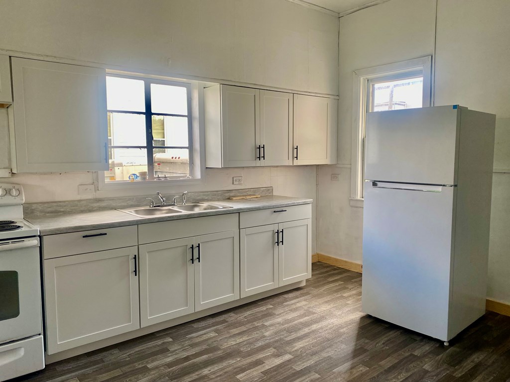 19 South Broadway Street