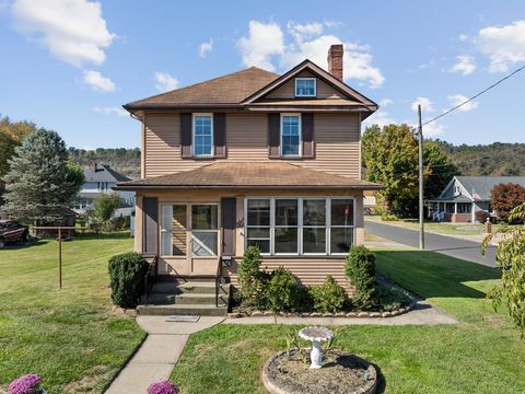 501 Tomlinson Avenue Glen Dale WV 26038