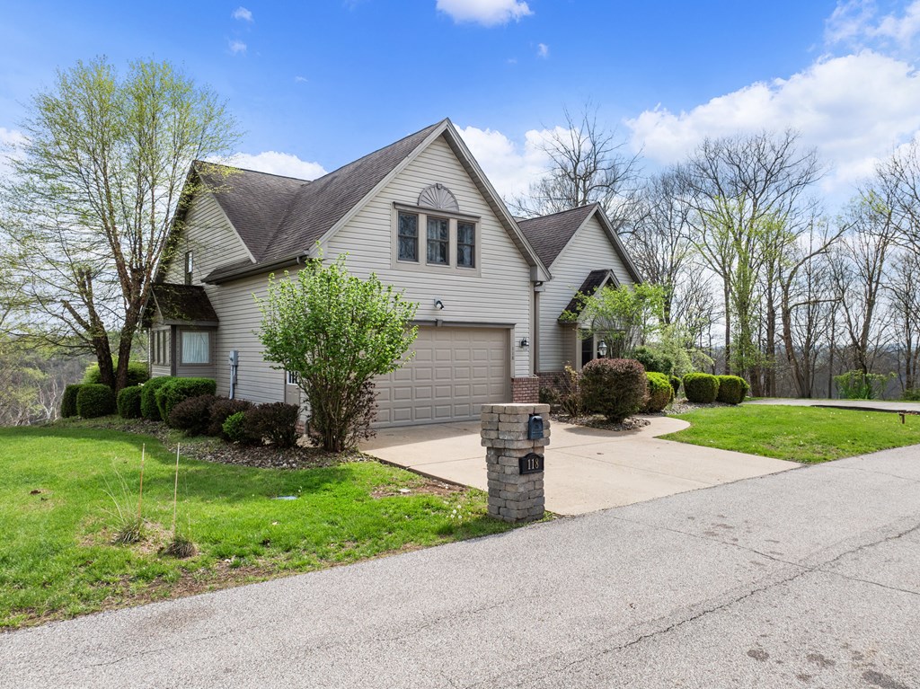 118 BERKSHIRE DR