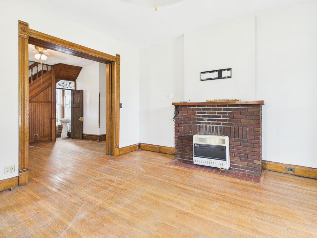 246 Maple Avenue