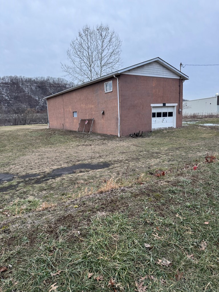 1100 W. BALTIMORE AVE