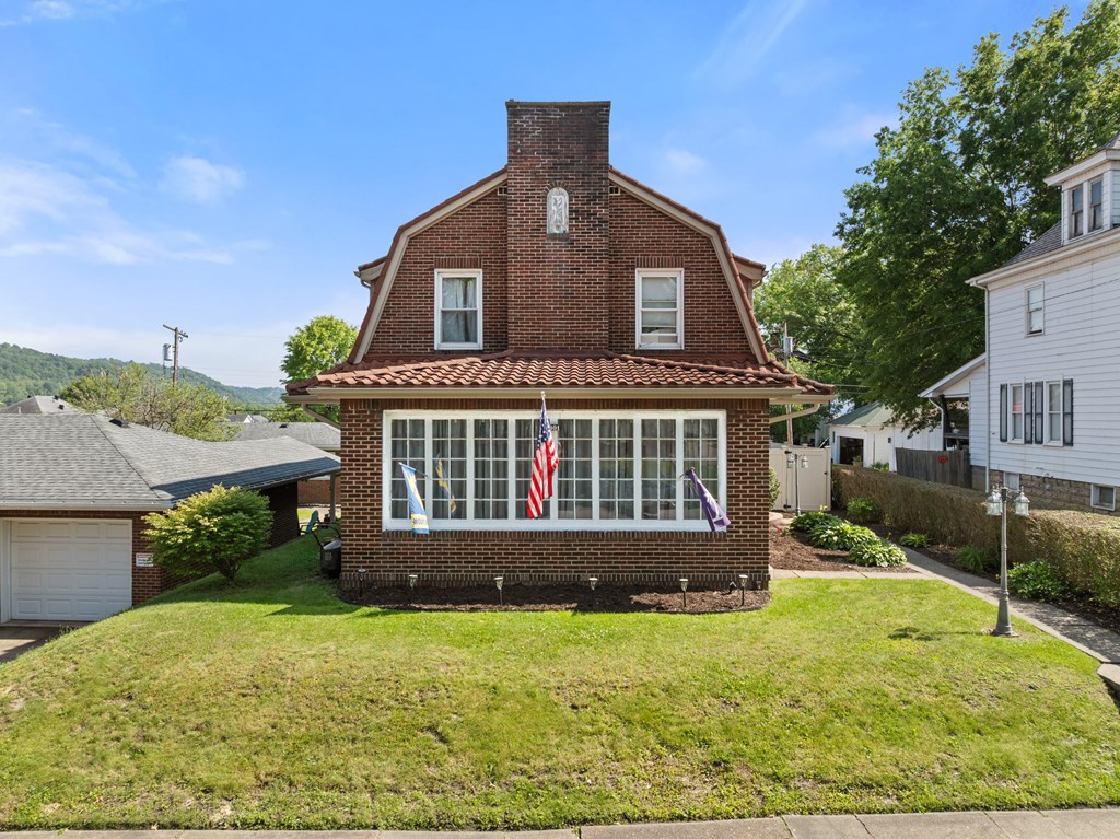 ***1301 Fifth Street