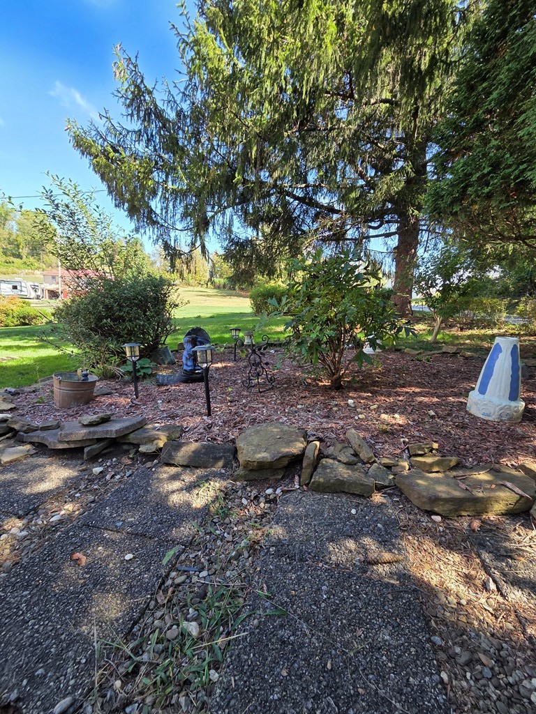 4404 Apple Pie Ridge Road