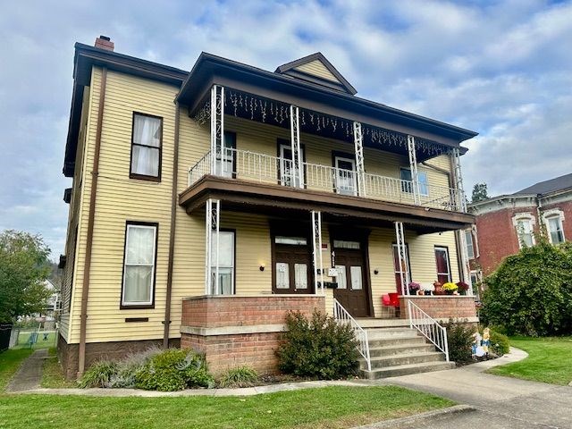 411-413 South Penn Street