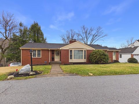 25 Hubbard Place Wheeling WV 26003