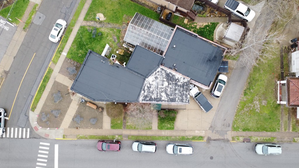 1200 Valley View Avenue