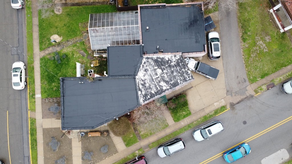 1200 Valley View Avenue