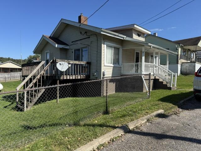 629 3rd Street