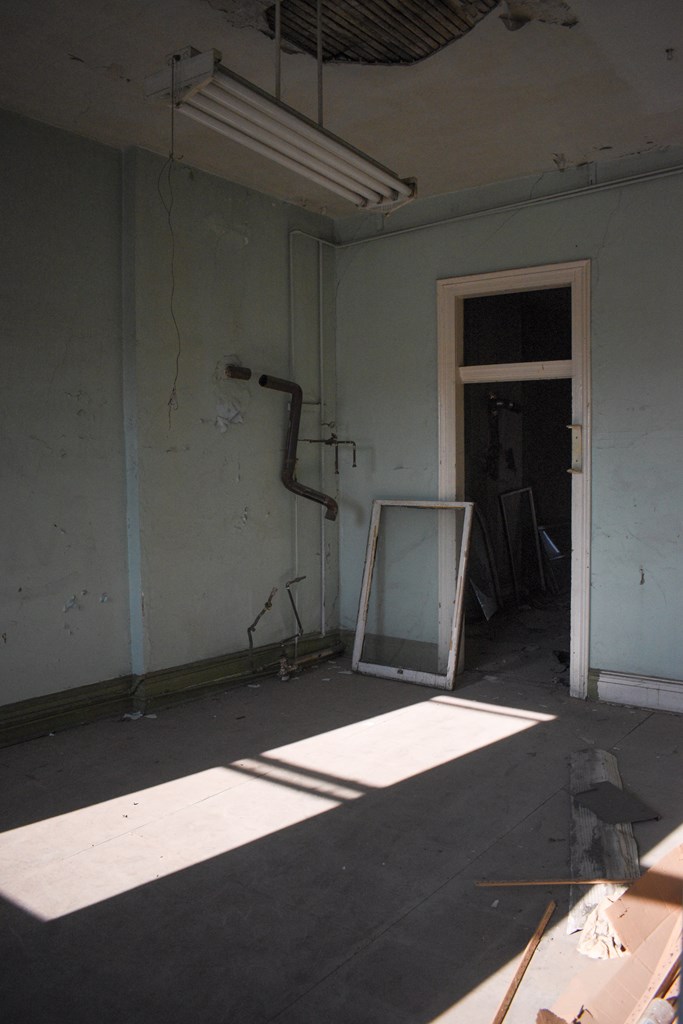 1065,1067 Main Street