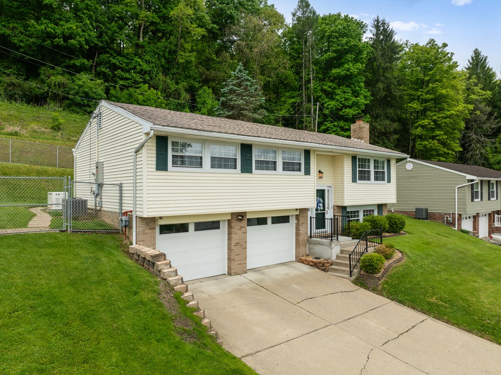 24 Crestview Dr