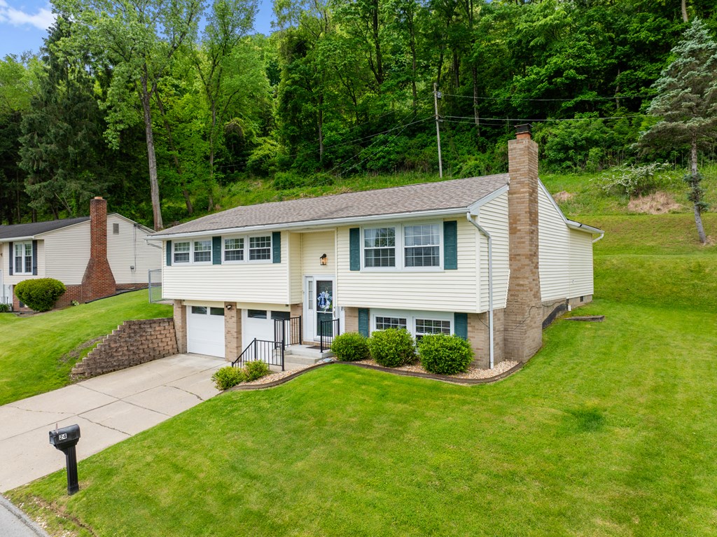 24 Crestview Dr