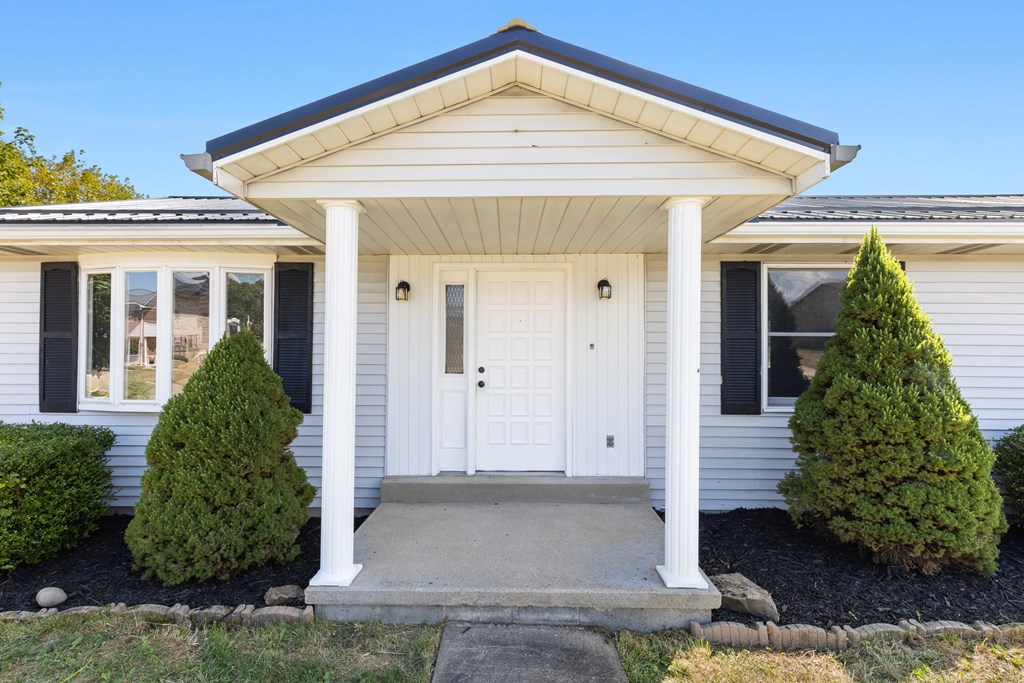 878 Donegal Drive East