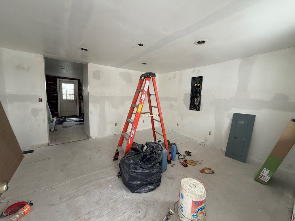 2236 Highland Avenue