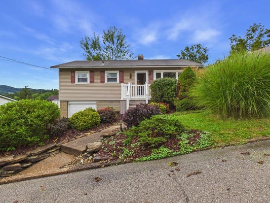 129 HARDING AVE, WHEELING, WV 26003 - Image e8fe3e76ff4ea74f8d957b90256c8063/1110975161