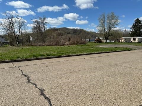 803 Lockwood Ave & 8th Street